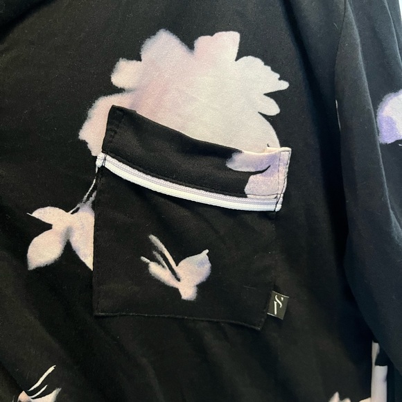 Vera wang Pajamas - Picture 3 of 3